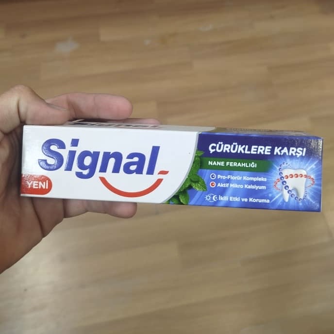 خمیر دندان سیگنال SIGNAL ضد پوسیدگی با رایحه نعنا حجم 100 میل